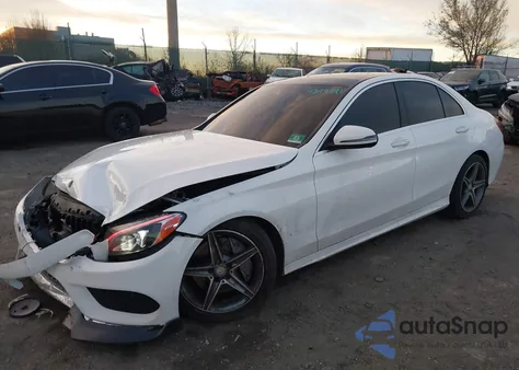 2017 Mercedes-Benz C 300 Sport 4Matic из США, поврежденный, VIN WDDWF4KB3HR243314